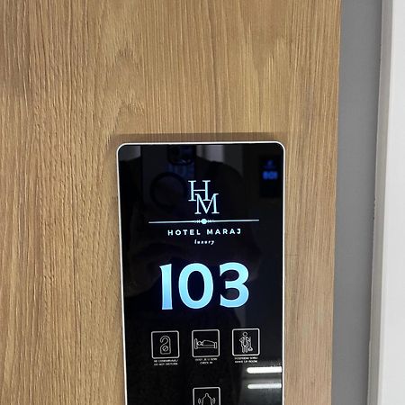 Hotel Maraj Улцинь Экстерьер фото